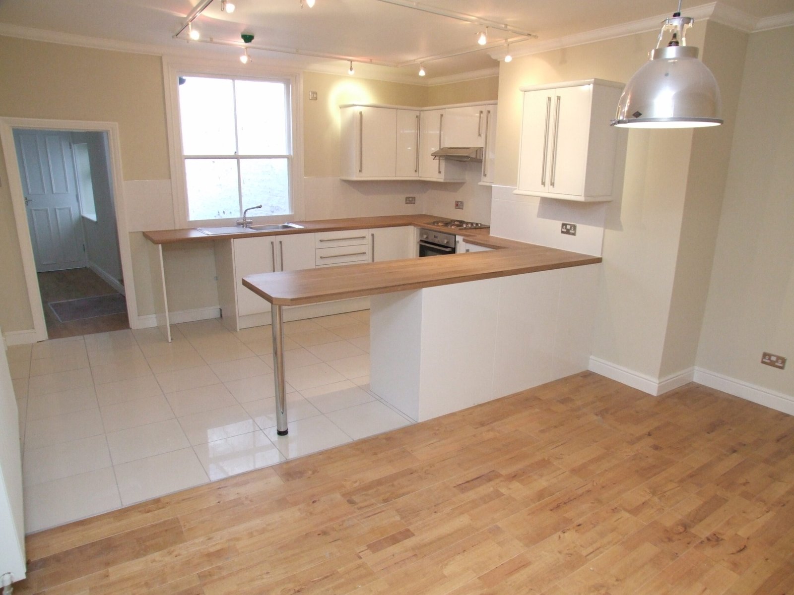 To Let, 1a North Bar Within, Beverley